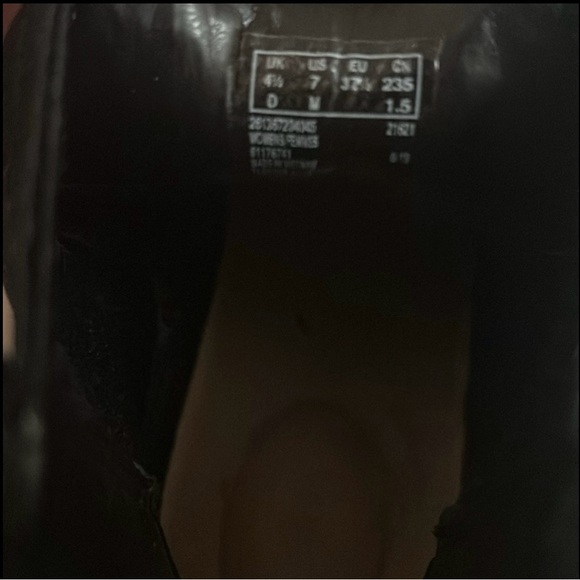 Black Clark’s suede boots - Picture 1 of 5